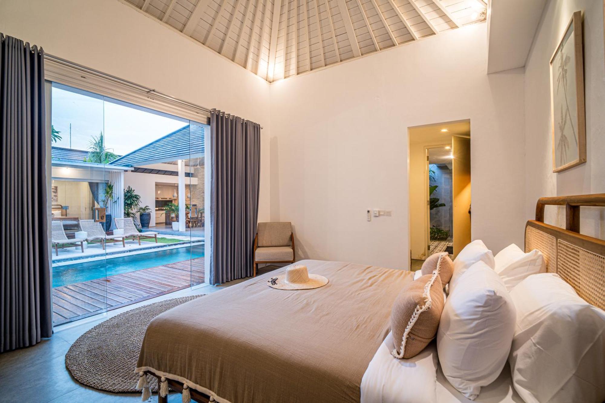 Villa Tropicasa 2 By Bali Solutions
